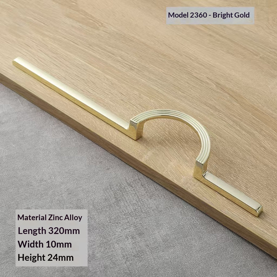 Poignées VidaXL Salem, style moderne, en métal noir, visibles sur une surface en bois pour meuble ou porte intérieure.
