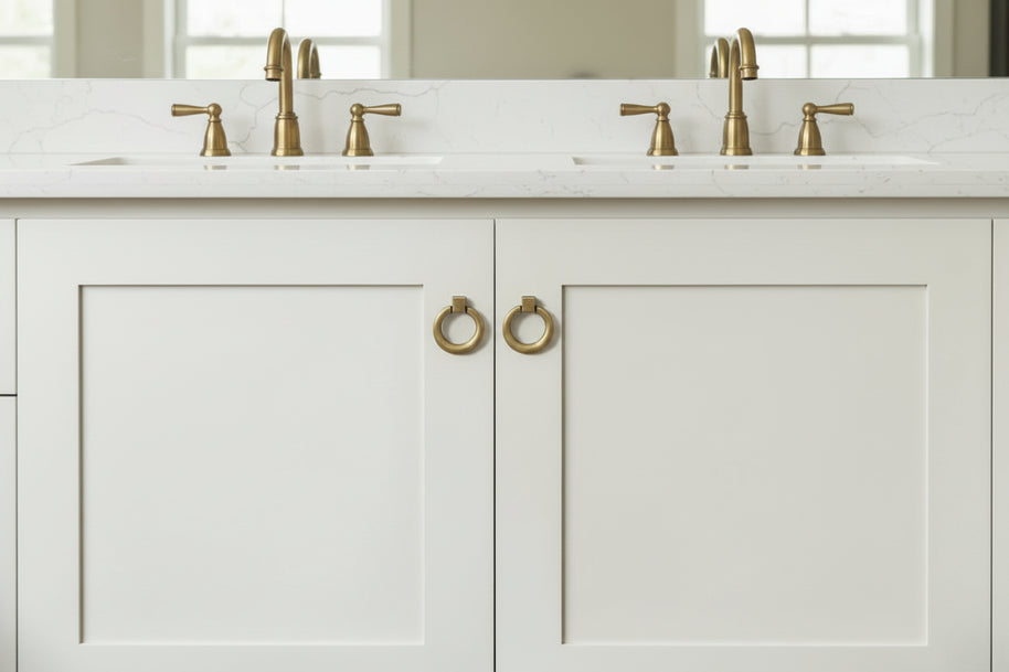 Boutons VidaXL Idenau, petits boutons en plastique blanc avec trou central, parfaits pour la couture et la décoration de vêtements.