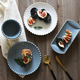 Assiettes en céramique VidaXL Ilé-Ifé, design élégant, surface blanche avec motifs colorés, parfait pour la vaisselle.