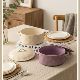 Soupière en porcelaine avec couvercle Hauslyon Northfolk, élégante et blanche, présentant un design classique et un couvercle assorti.