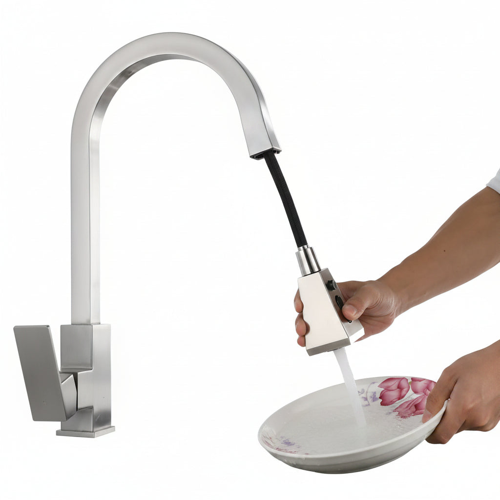 Robinet de cuisine Hauslyon Magdeburg en métal chromé avec poignée élégante et bec tournant, installé sur un évier moderne.
