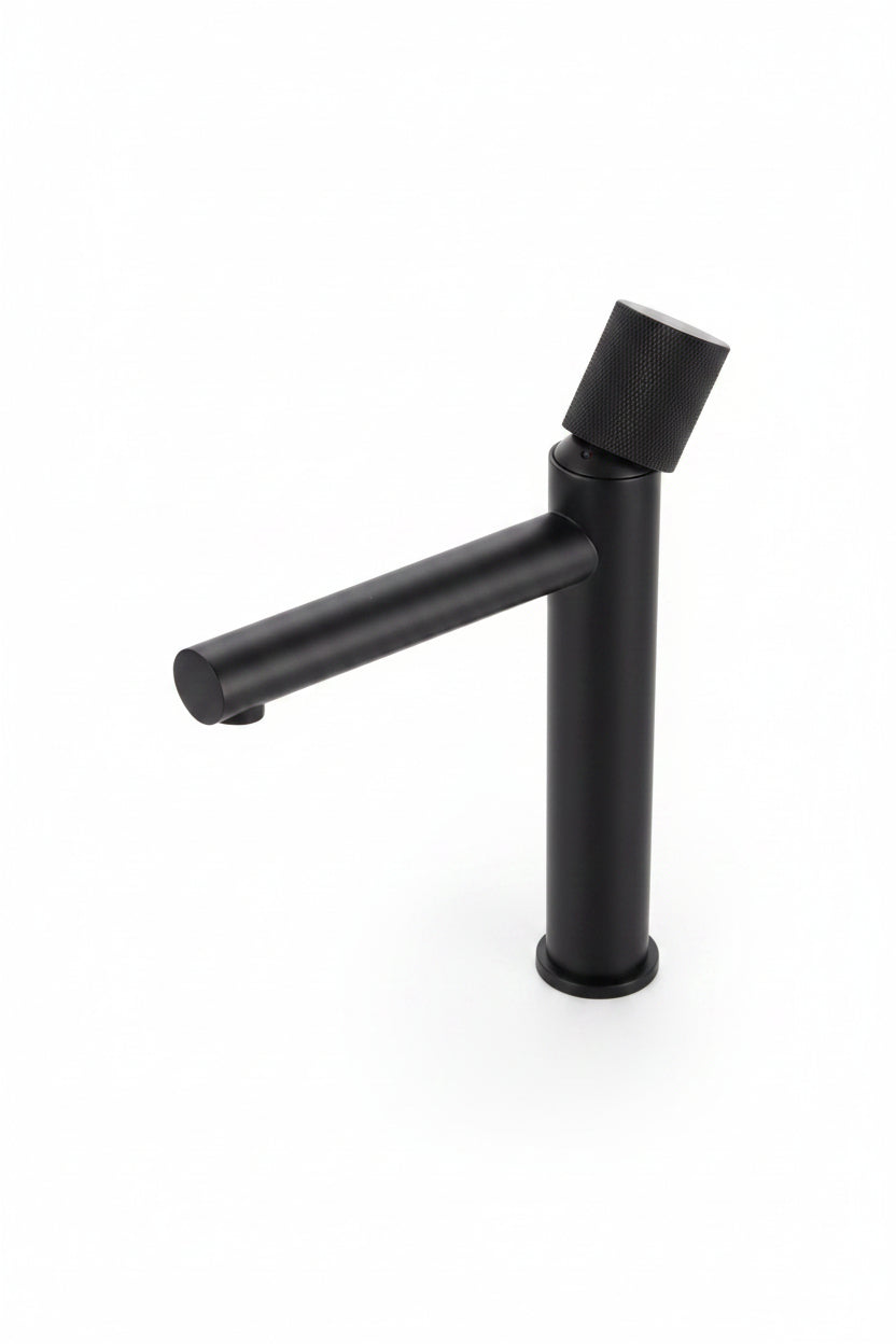 Robinet de salle de bain VidaXL Harlem, moderne, en métal chromé, avec poignées pour réglage de la température et du débit d'eau.