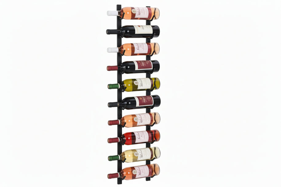 Étagère à bouteilles Bordeaux de la marque Hausslyon dans une cuisine, en bois avec plusieurs rangements pour bouteilles.