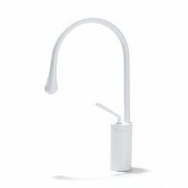 Robinet de salle de bain VidaXL Malbaie, en laiton avec poignée moderne et finition chromée, installé dans une salle de bain.