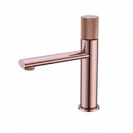 Robinet de salle de bain VidaXL Harlem en finition moderne, avec poignée et bec en chrome brillant.