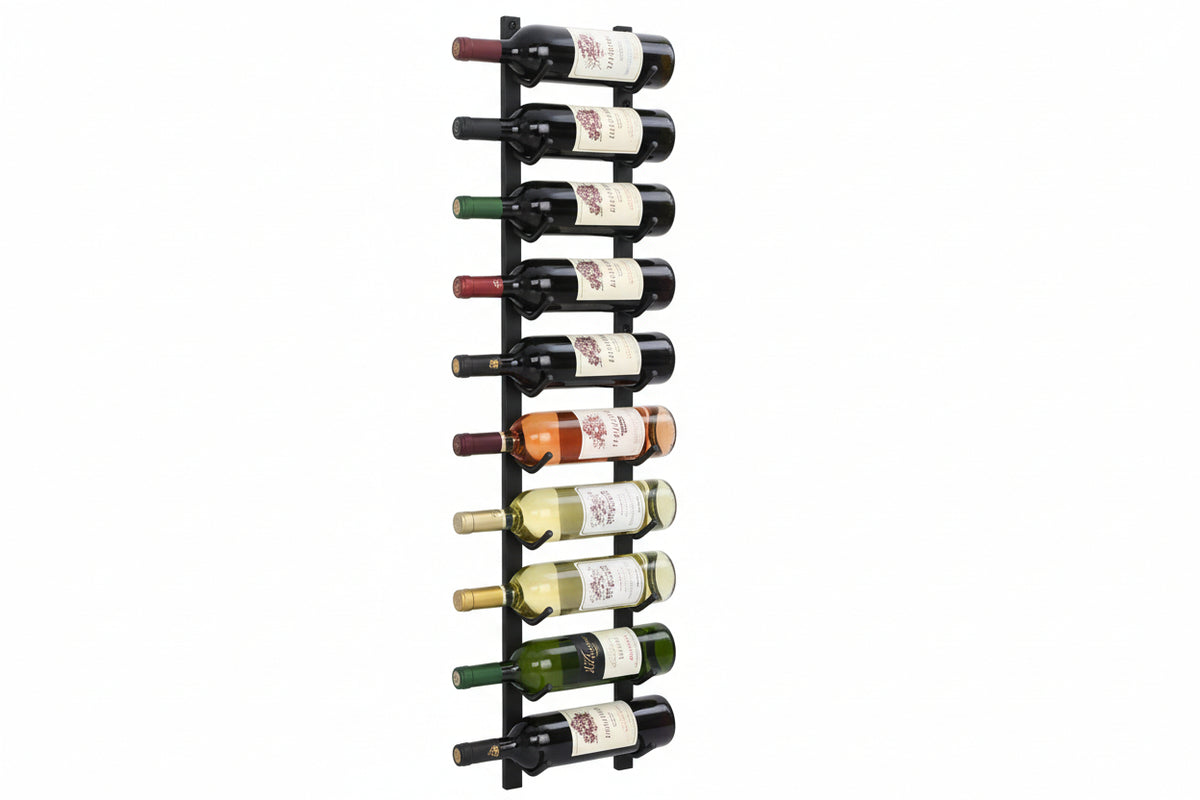 Étagère à bouteilles Bordeaux de la marque Hausslyon dans une cuisine, en bois avec plusieurs compartiments pour bouteilles.