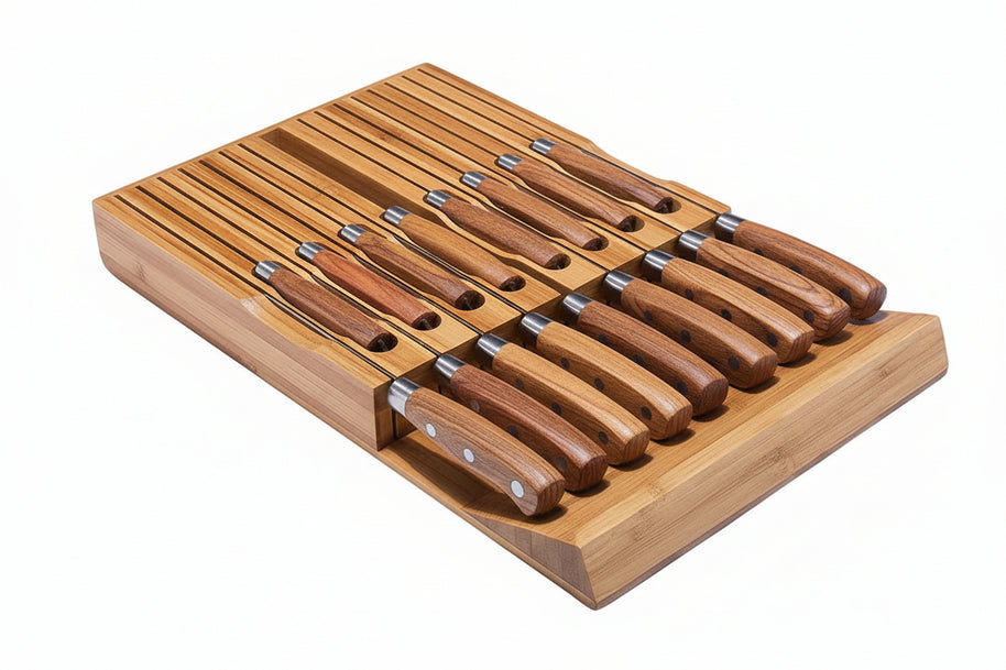 Support porte-couteaux en bois pour cuisine de la marque HAUSSLYON, avec plusieurs emplacements pour couteaux.