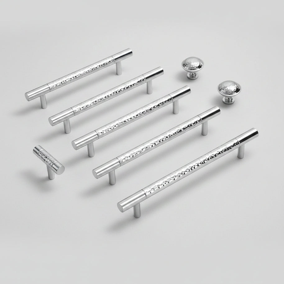 Poignées et boutons en chrome VidaXL Faria, design moderne et finition brillante pour meubles ou armoires.