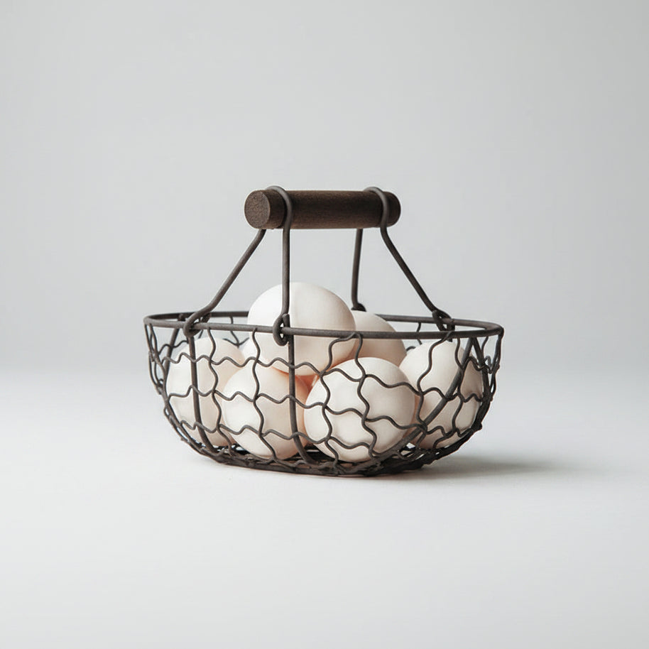 Panier de marché ancien en fer forgé Glasgow de HAUSSLYON, design vintage avec poignées en fer noir.