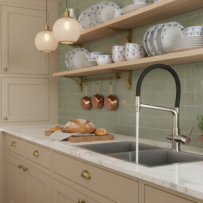 Robinet de cuisine VidaXL Toscanie en laiton avec levier, installation sur évier en inox, design moderne pour cuisine.