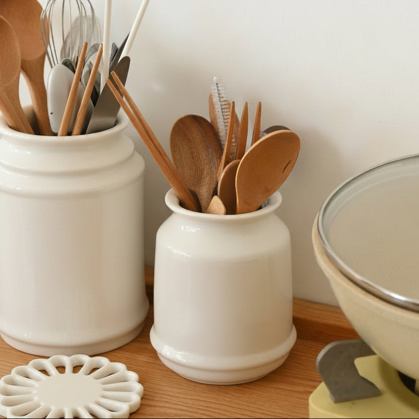 Pot de rangement en céramique pour spatules, modèle Arles, de la marque VidaXL, avec un design élégant et pratique.
