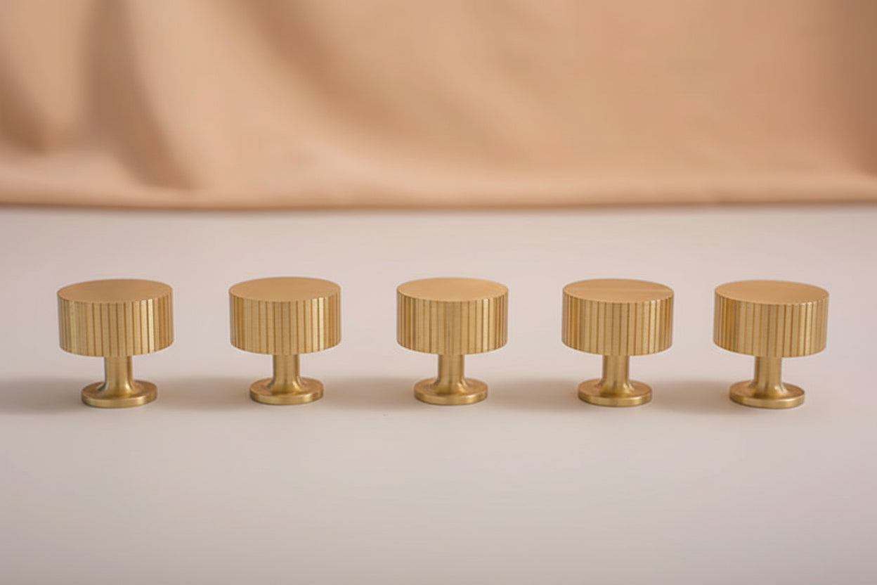 POIGNEES ET BOUTONS - TURIN II - HAUSSLYON