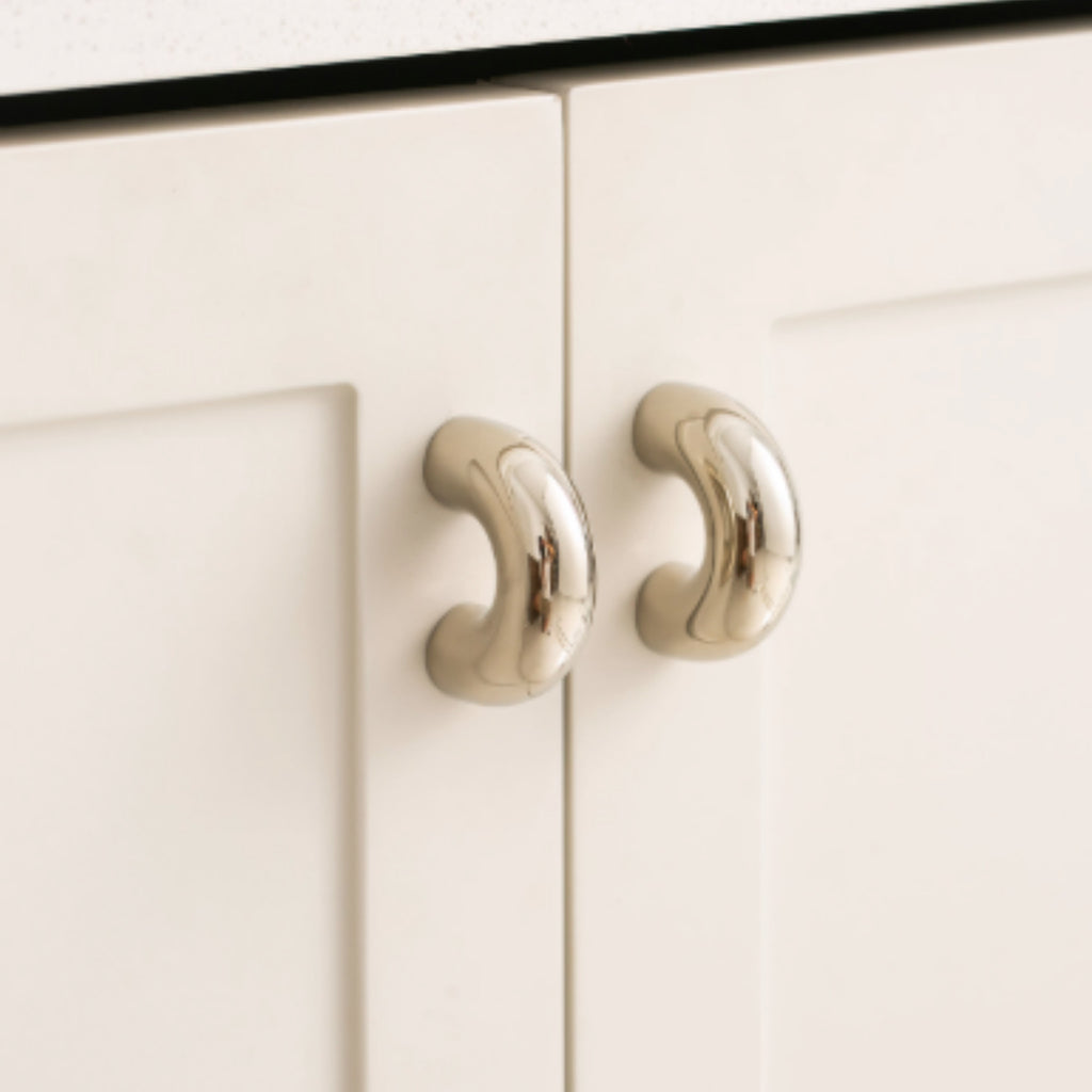 Minimalist Cabinet Handle Titanium Silver Wardrobe Cabinet - HAUSSLYON