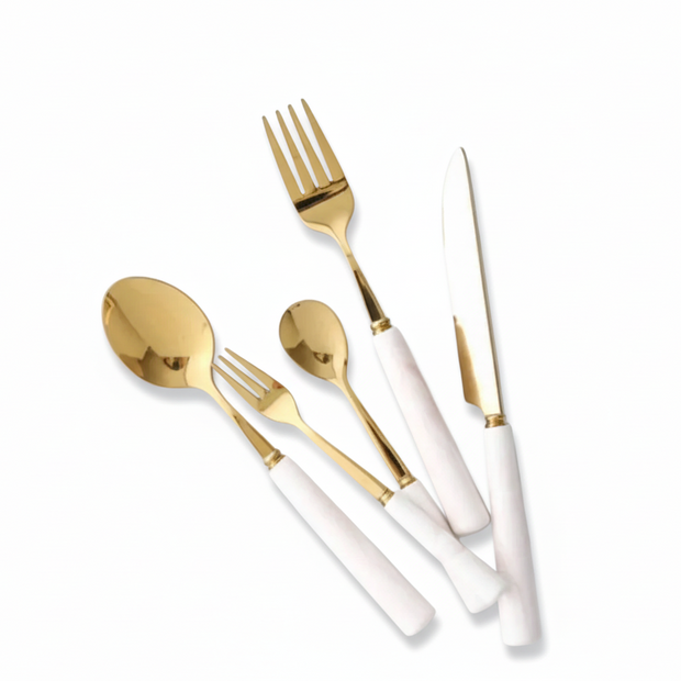 Couverts suspendus VidaXL, design moderne, avec crochets pour rangement pratique, parfait pour la cuisine ou la salle à manger.
