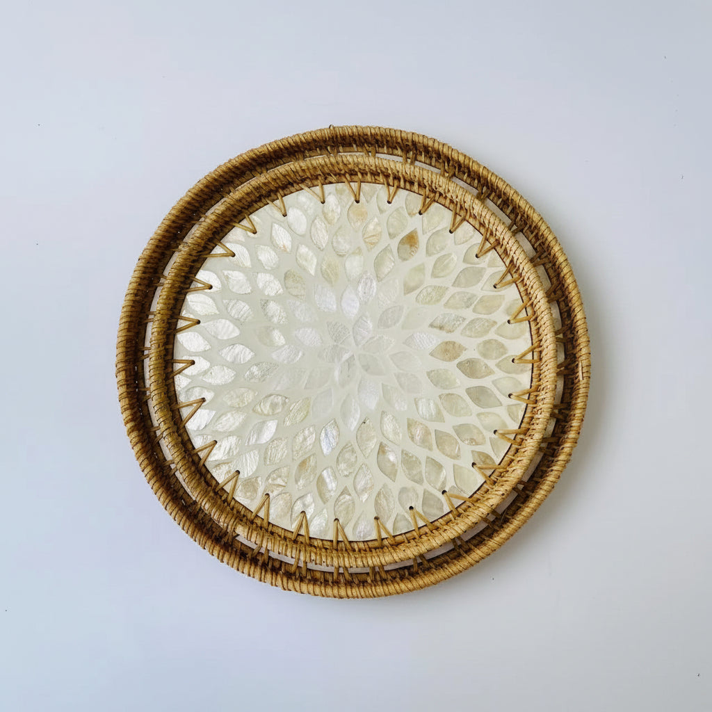 Plateau de table rond RENFAN Danang en bois avec finition élégante, idéal pour décoration intérieure ou repas.