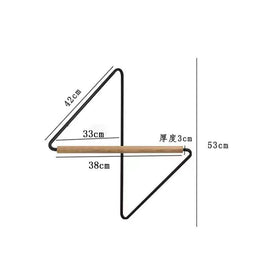 Étagère d'angle murale en fer et bois pour vêtements de la marque HAUSSLYON, design moderne et pratique.