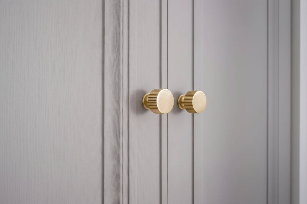 POIGNEES ET BOUTONS - OXFORD - HAUSSLYON