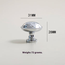 Poignées et boutons Faria en chrome, accessoires de meuble de la marque VidaXL, avec finition brillante et élégante.