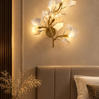 Applique murale Hainan VidaXL avec lumière chaude or, design moderne pour décoration intérieure élégante.