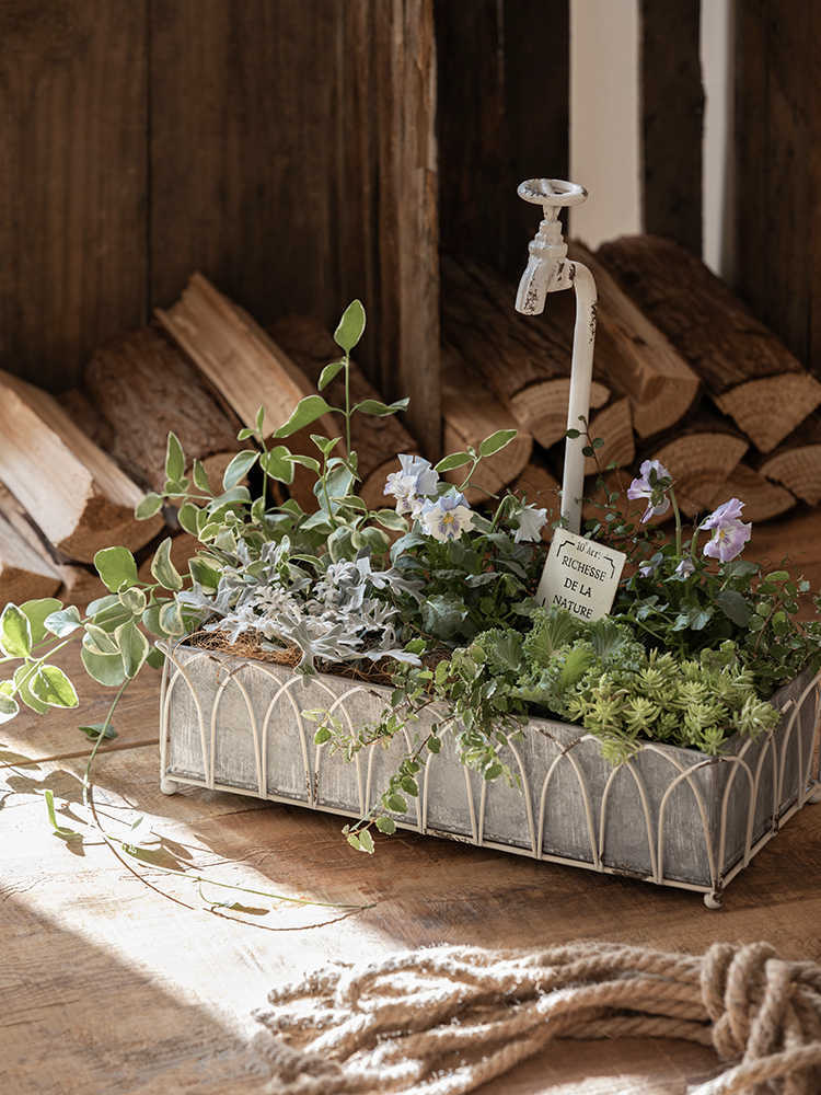 Faucet Retro Distressed Creative Metal Pots - HAUSSLYON