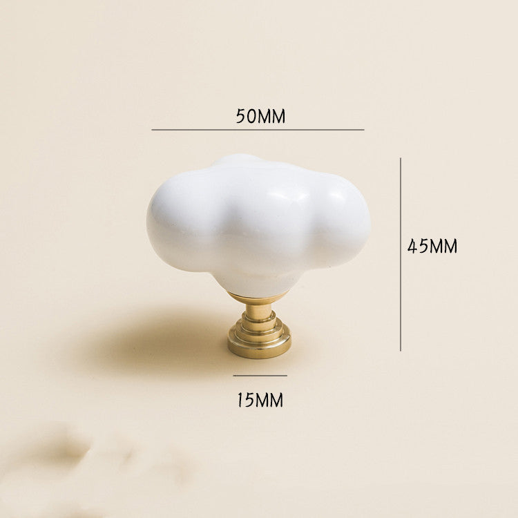 Boutons VidaXL Cloudy blancs crème pour meubles, boutons design élégants avec finition douce, image d’un set de boutons de tiroir.