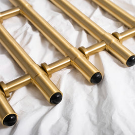 Poignées et boutons Cheverny VidaXL en bois clair, design élégant et finition lisse pour meubles et armoires.