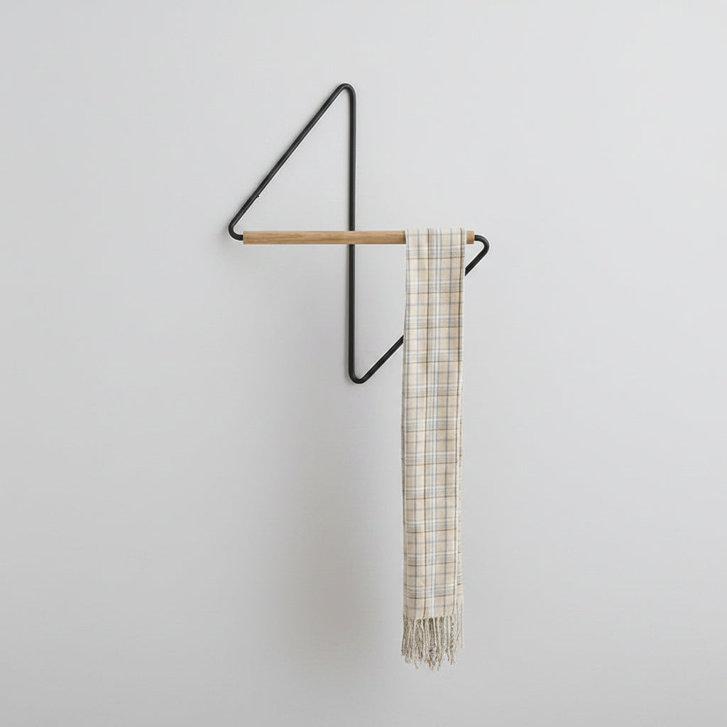 Étagère d'angle murale en fer et bois pour vêtements HAUSSLYON, support avec étagère en bois et structure en fer noir.