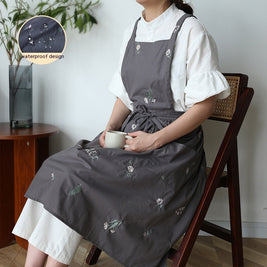 Tablier de cuisine HAUSSLYON, en tissu résistant, avec liens réglables, idéal pour cuisiner avec style et protection.