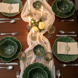 Assiettes en barbotine pour l'extérieur CALDAS de la marque RENFAN, décoration en céramique avec motif coloré.