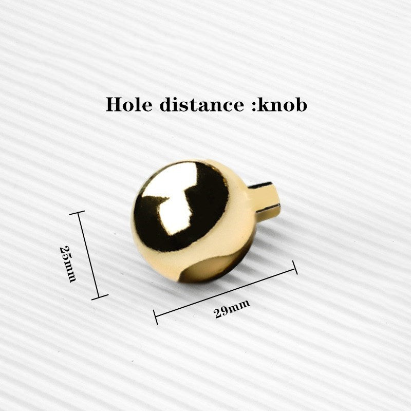 Poignées et boutons Berlin noirs de VidaXL, design moderne pour meubles, visibles en image.