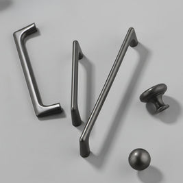 Poignées et boutons Kassel gris de VidaXL, ensemble de poignées et boutons en métal pour meubles.