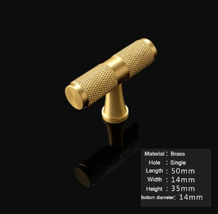 Poignées et boutons New York de VidaXL, collection élégante de boutons en métal pour meubles ou décoration intérieure.