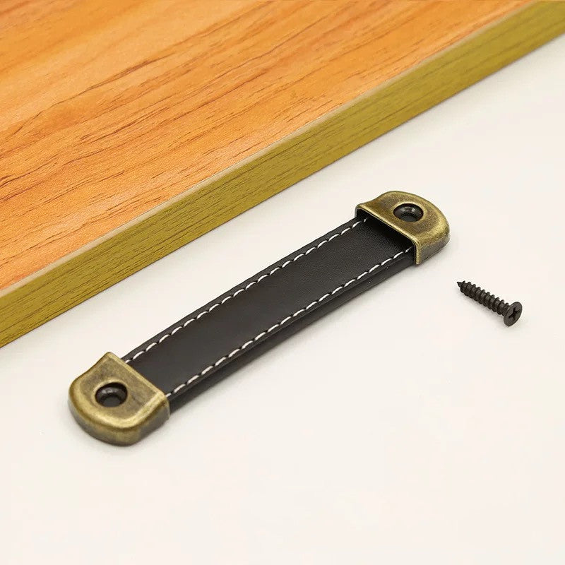 Poignées Roanne noires de la marque VidaXL, design moderne et robuste pour meubles et portes.