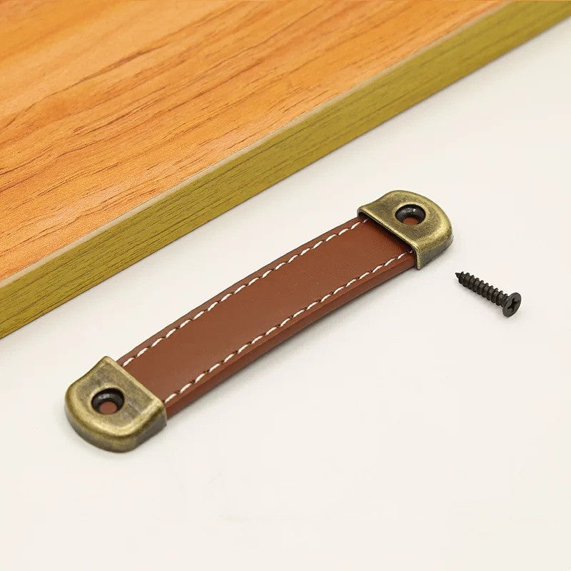 Poignées Roanne noires de VidaXL, design moderne pour meubles, visible avec finition élégante et poignée en métal durable.