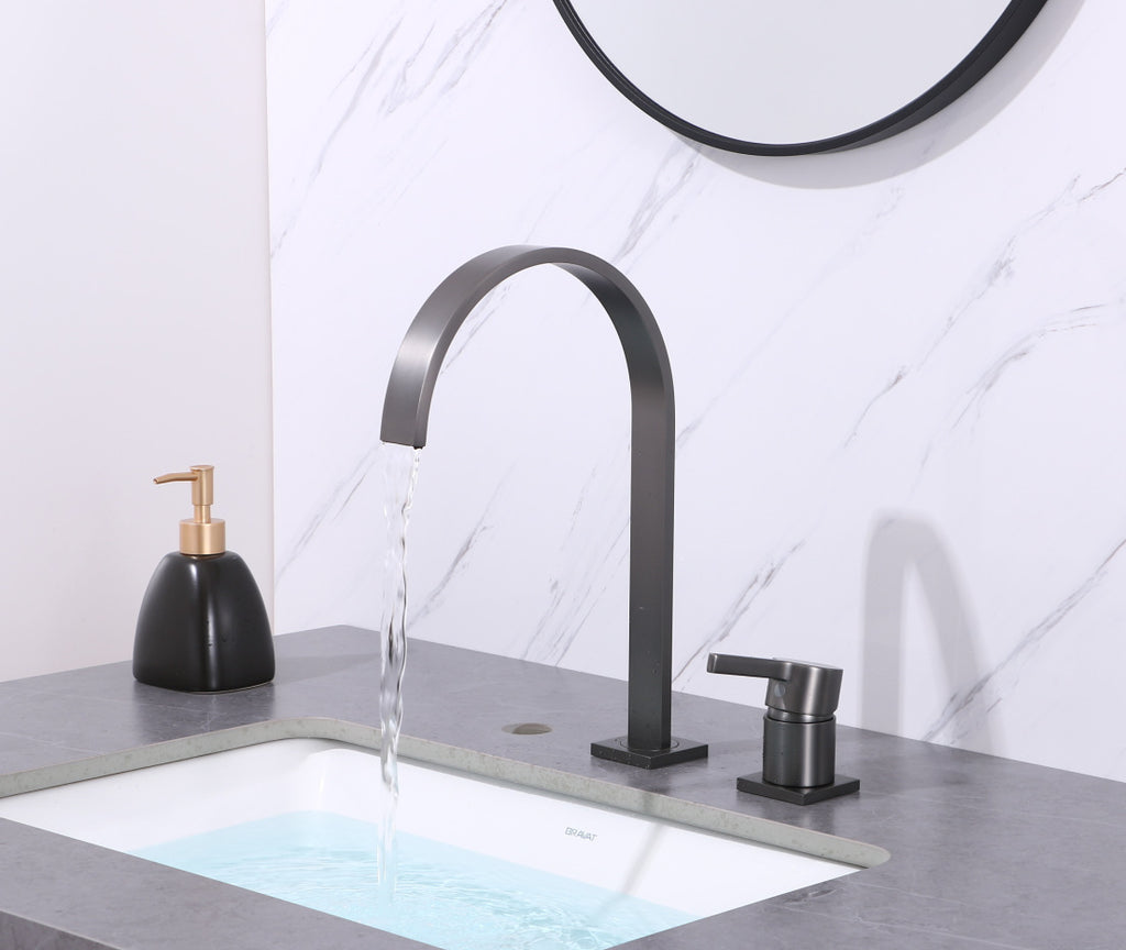 Chrome Faucet - HAUSSLYON