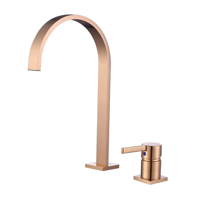 Robinet de salle de bain KOTTO en chrome de la marque VidaXL, vue de face avec poignée et bec.